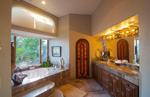 La Punta Villa | Fantastic views in exclusive gated community