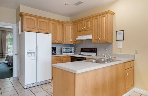 Almo Condo | FANTASTIC VIEWS OVERLOOK KENTUCKY LAKE - COVERED BOAT SLIPS & BOAT RENTALS