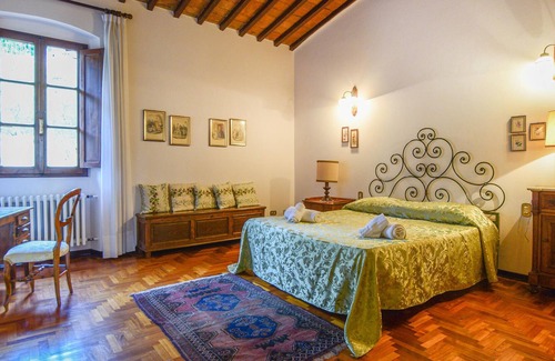 Calenzano House | Fantastic villa for a successful vacation near Florence.