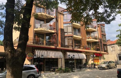 Hisarja Apartment | Fantasy Apartment 15 комплекс Фантазия, Хисаря