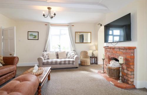 Little Haywood House | Far Coley Farm and Kilnhurst Log Cabin