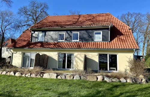 Bohlendorf House | Far-reaching views - Ideal for four - Spacious and with terrace (favorite apartment 3)