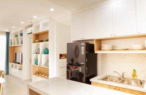 Tan Binh Apartment | Faraway Home 2 - 5 minutes to Tan Son Nhat Airport, 2 Bedroom, Swim Pool & View