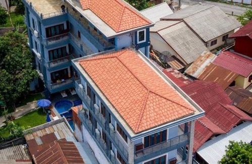 Vang Vieng Hotel | FARAWAY SUITES
