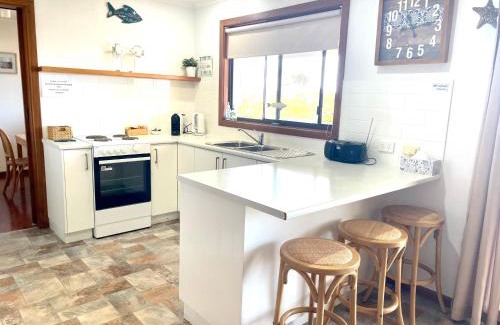 Emu Bay House | Fareview Beach House