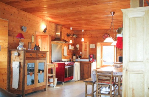 Risoul Other | Farm for 8 people, with the possibility of going down on skis