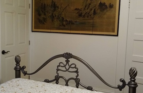 Auburn Other | Farm house get away in Auburn's Gold Country Foothills.