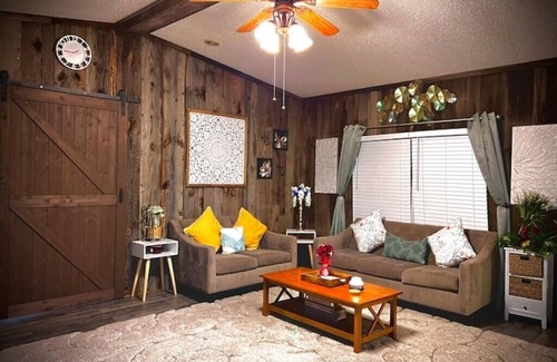 Tuscaloosa House | Farm House