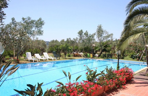 San Pietro a Maida House | Farm Retreat in Sunny Calabria