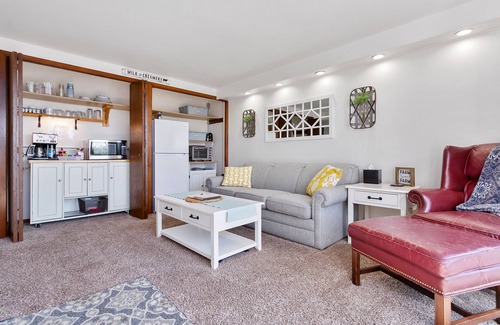 Lynden Other | Farm Retreat | Peace, Views & Hot Tub Bliss