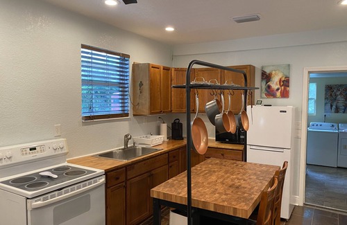 Land O' Lakes House | Farm Tranquility Close to Beaches, Busch Gardens & Tampa Bustle