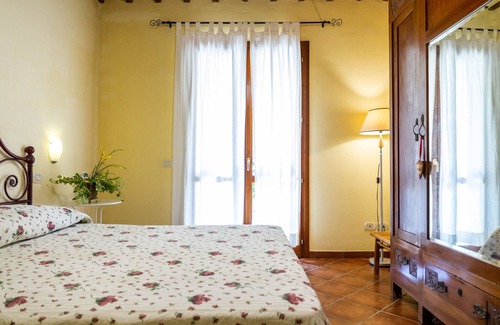 Grosseto Other | Farmhouse Apartment 'Agriturismo Il Gaggiolo' with Shared Pool, Wi-Fi and Air Conditioning