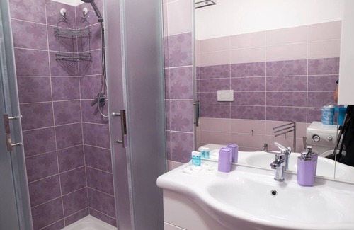 Piombino Other | Farmhouse 'Appartamento Vicino Al Mare' with Private Garden, Wi-Fi and Air Conditioning