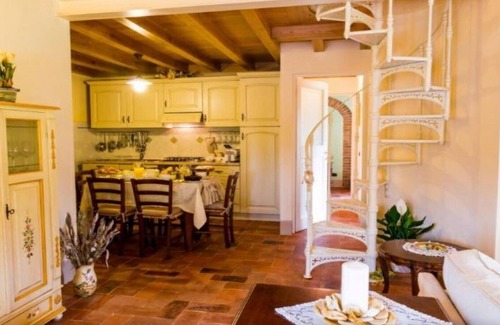 Orentano Apartment | Farmhouse Borgo ai Lecci Villa Limonaia