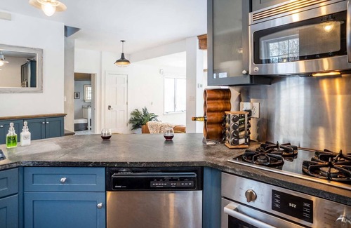 New Paltz Other | Farmhouse Escape with Stunning View 90 min from NYC