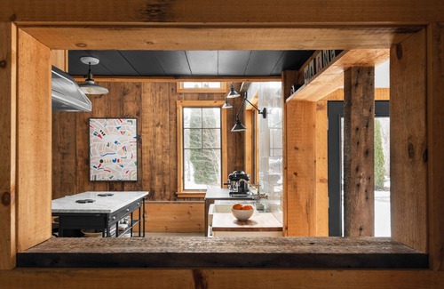 Kennebunkport House | Farmhouse Experience in a Beachside Community