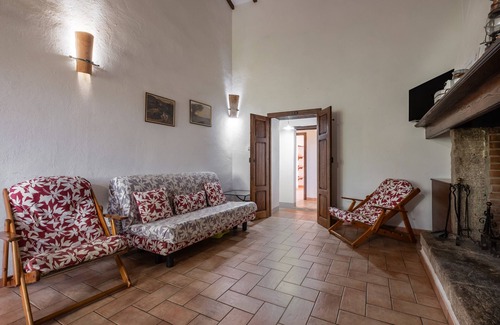 Arcidosso Other | Farmhouse "Girasole" with Shared Pool, Private Garden & Wi-Fi
