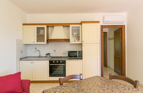 Campiglia Marittima Other | Farmhouse "Il Girasole - Grano" with Shared Pool & Wi-Fi