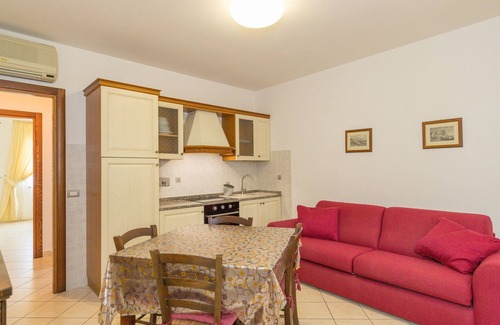 Campiglia Marittima Other | Farmhouse "Il Girasole - Malva" with Shared Pool, Shared Garden & Wi-Fi