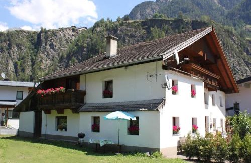 Runhof House | Farmhouse in Ötztal near Ski Areas
