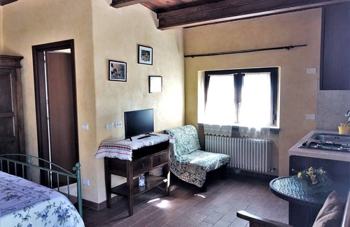 Apecchio Other | Farmhouse in Apecchio with Pool & Spa