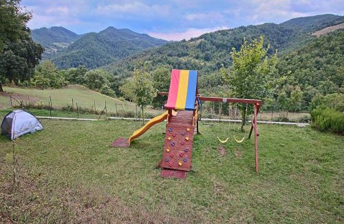 Apecchio House | Farmhouse in Apecchio with Pool and Terrace