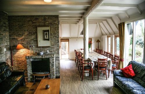 Waskemeer House | Farmhouse in Waskemeer with Large Garden