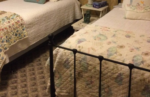 Murphy Other | Farmhouse on gated, quiet, scenic farm