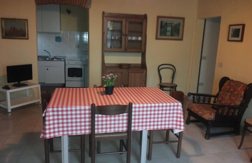 Piombino Other | Farmhouse Pescinone - Poppy, country and sea