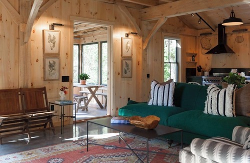West Cape May Cottage | Farmhouse Retreat with Spa, Guided Tours & Farm-to-Table Dining