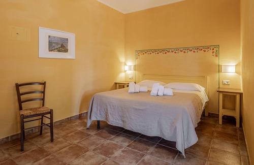 Capalbio Other | Farmhouse 'Rosaspina - Appartamento 4' with Shared Pool, Wi-Fi and Air Conditioning