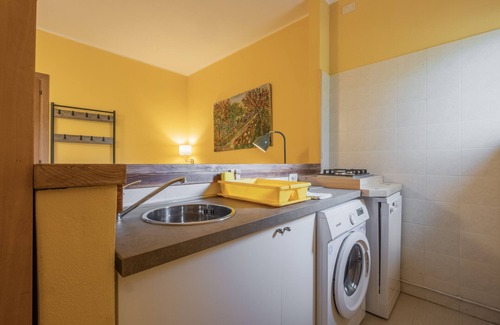 Capalbio Other | Farmhouse 'Rosaspina - Appartamento 5' with Shared Pool, Wi-Fi and Air Conditioning
