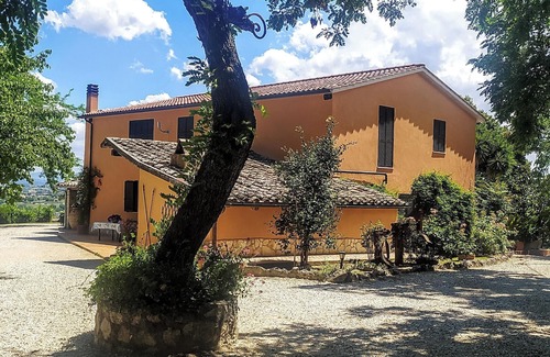 Calvi di Umbria Apartment | Farmhouse ""THE RESIDENCES""