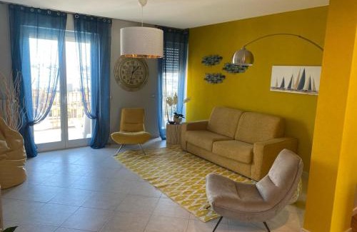 Municipio 3 Apartment | Faro Sul Mare Luxury Apartment - Zona Fiera