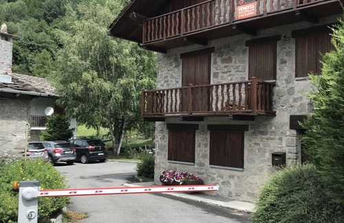 Courmayeur Apartment | Fascinating views of Mont Blanc