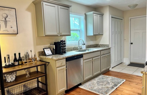 Southern Pines House | Fast Walk to Downtown - Par for the Course #1 - Golfer's Retreat