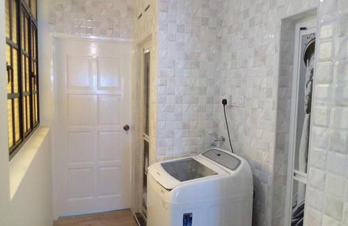 Mukim 13 Paya Terubong House | Fastbook Sun Moon City Home 12Pax
