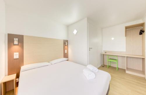 Claye-Souilly Hotel | FASTHOTEL ROISSY CDG SUD - Claye Souilly