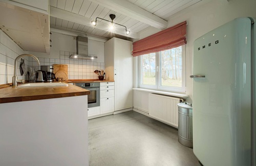 Steinbergkirche House | Favorite place by the sea - beach house on Mühlendamm with sea view, garden, oven and