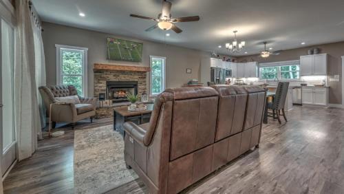 Blairsville House | Fawn'd Memories