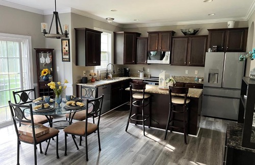 Cape Fear House | Fayetteville Home by Avarice