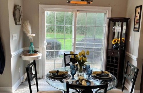 Cape Fear House | Fayetteville Home by Avarice