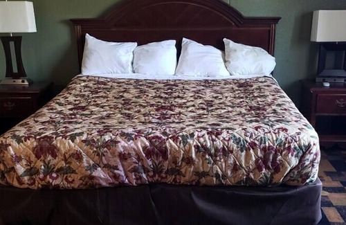Terry Sanford Hotel | Fayetteville Tower Inn