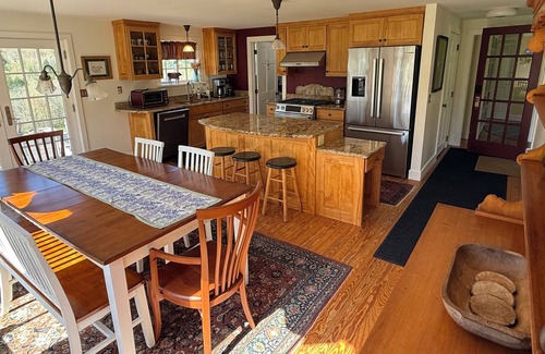 Moretown House | Fayston Farmhouse + 1850 Barn - Sugarbush Vermont Retreat