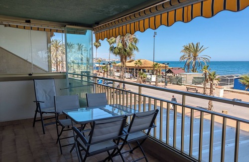 Torreblanca Apartment | FCC Paseo Marítimo de Fuengirola con Piscina y Aire Acondicionado