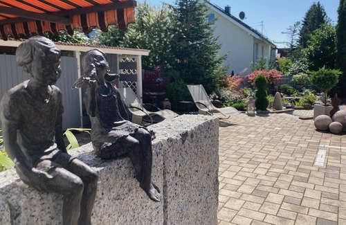 Meckesheim Apartment | Fe apartm., in a quiet location, 5 minut. from the S-Bahn + Regio train station