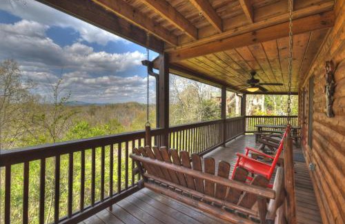 Blue Ridge House | Feather Ridge - Dog-Friendly Mountain Cabin Rental Mountain Views, Hot Tub, Game Room, Outdoor Firepit, - Blue Ridge, GA