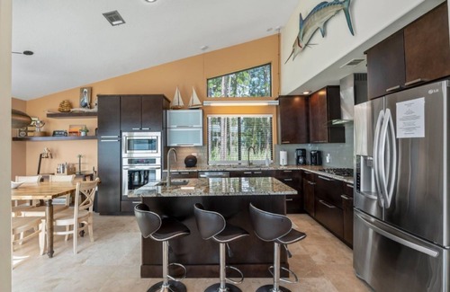 Niceville House | Featured on HGTV's "My Lottery Dream Home".15 minute boat ride to Crab Island.