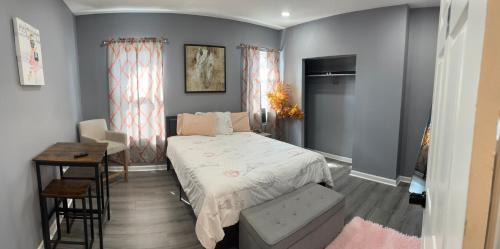North Philadelphia West House | Feel at home when you’re away