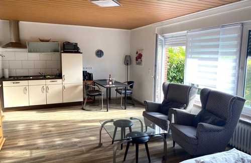 Greetsiel Apartment | Feel-EC Ap. in the anchor house directly on the Siel - barrier-free